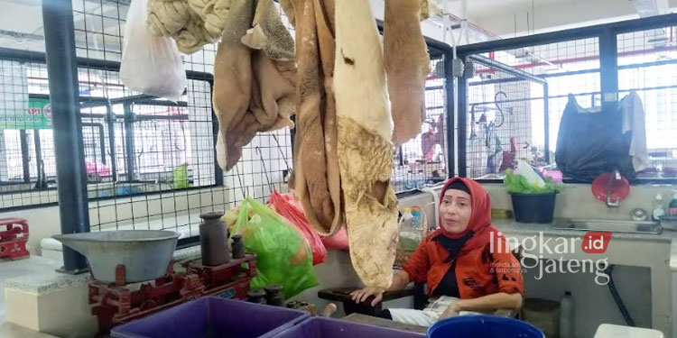 Pasar Johar Baru Semarang Masih Sepi, Omzet Pedagang Turun Hingga 95 Persen