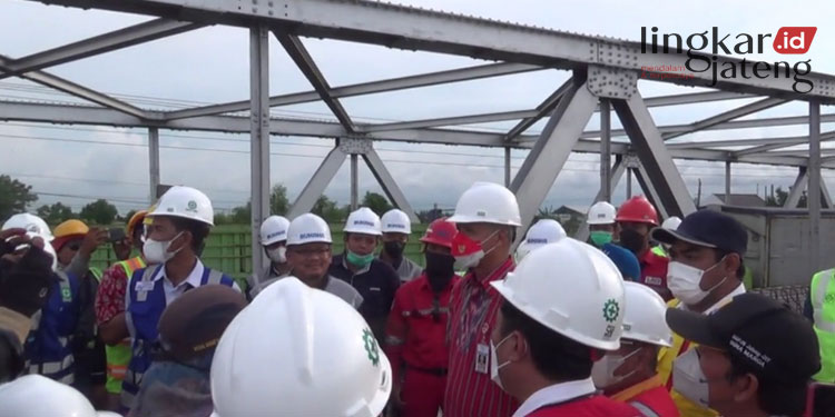 Ganjar Ngamuk Proyek Nasional Jembatan Wonokerto Demak Tak Kunjung Selesai