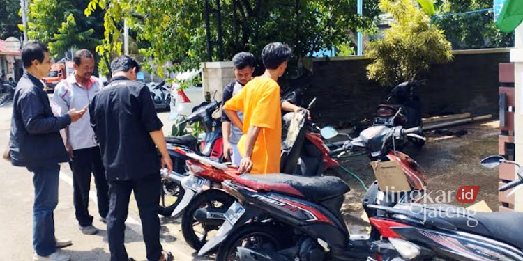 Ratusan Korban Banjir di Semarang dapat Layanan Servis Motor Gratis