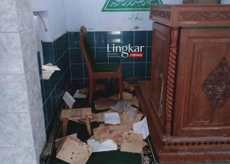 Viral Masjid Diobrak-abrik Orang Tak Dikenal di Magelang, Al-Quran Dilumuri Darah