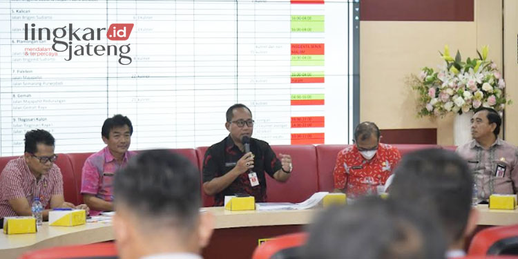 Tata Kelola PKL Masih Semrawut, Pemkot Semarang Upayakan Sentralisasi
