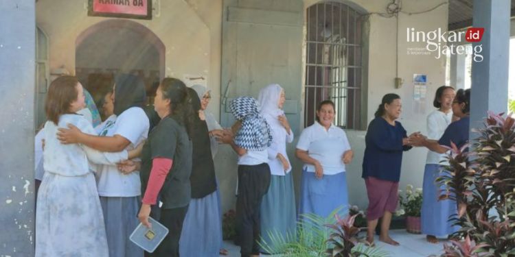 120 WBP Lapas Perempuan Semarang Terima Remisi Lebaran 2023