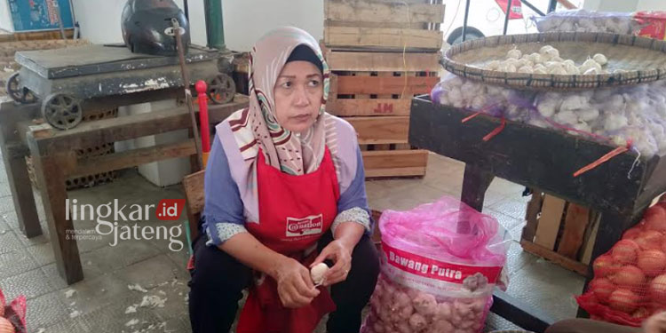 Pemkot Semarang Dinilai Kurang Tegas Tertibkan Pedagang Pasar Relokasi MAJT