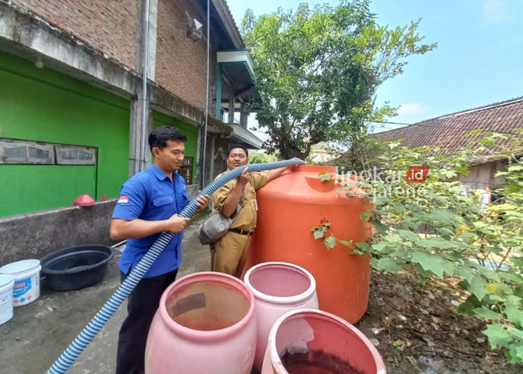 Kekeringan Kian Meluas, Warga Semarang Mulai Kesulitan Dapatkan Air Bersih Layak Minum