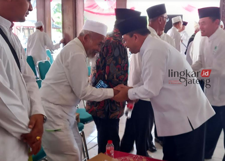 Bupati Semarang Sambut Kepulangan 829 Jemaah Haji