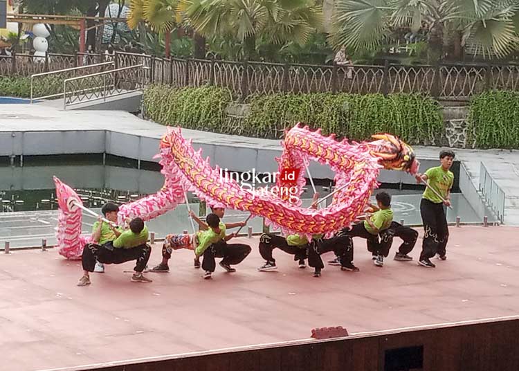 Akulturasi Budaya China dan Jawa, Festival Naga Warnai Perayaan Imlek di Kabupaten Semarang