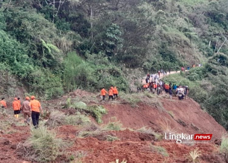 Longsor di Luwu Sulsel, 4 Orang Tewas dan Jalan Poros Desa Bonglo Rusak Berat