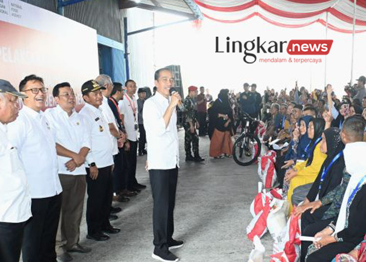 Jokowi Mengaku Bingung Atasi Harga Beras